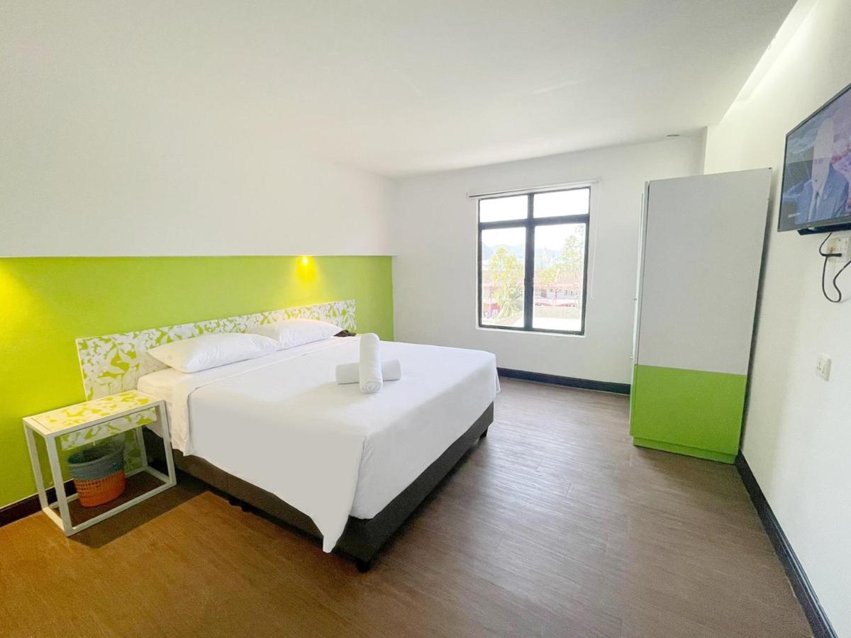 Citin Langkawi By Compass Hospitality Hotel Kuah Buitenkant foto