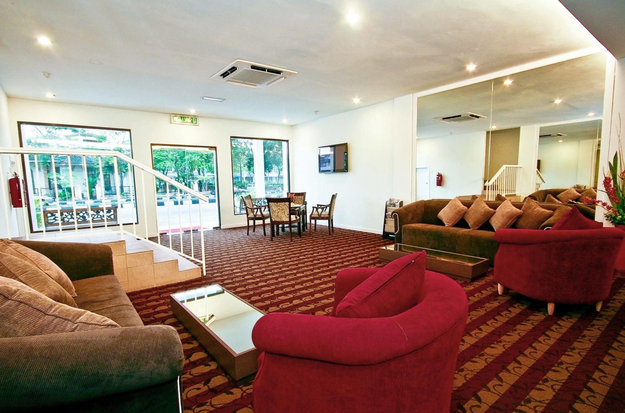 Citin Langkawi By Compass Hospitality Hotel Kuah Buitenkant foto
